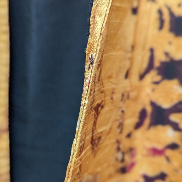 Chico's Gold & Maroon Paisley 100% Silk Jacket Blazer Women's Size 3 - Picture 3 of 7